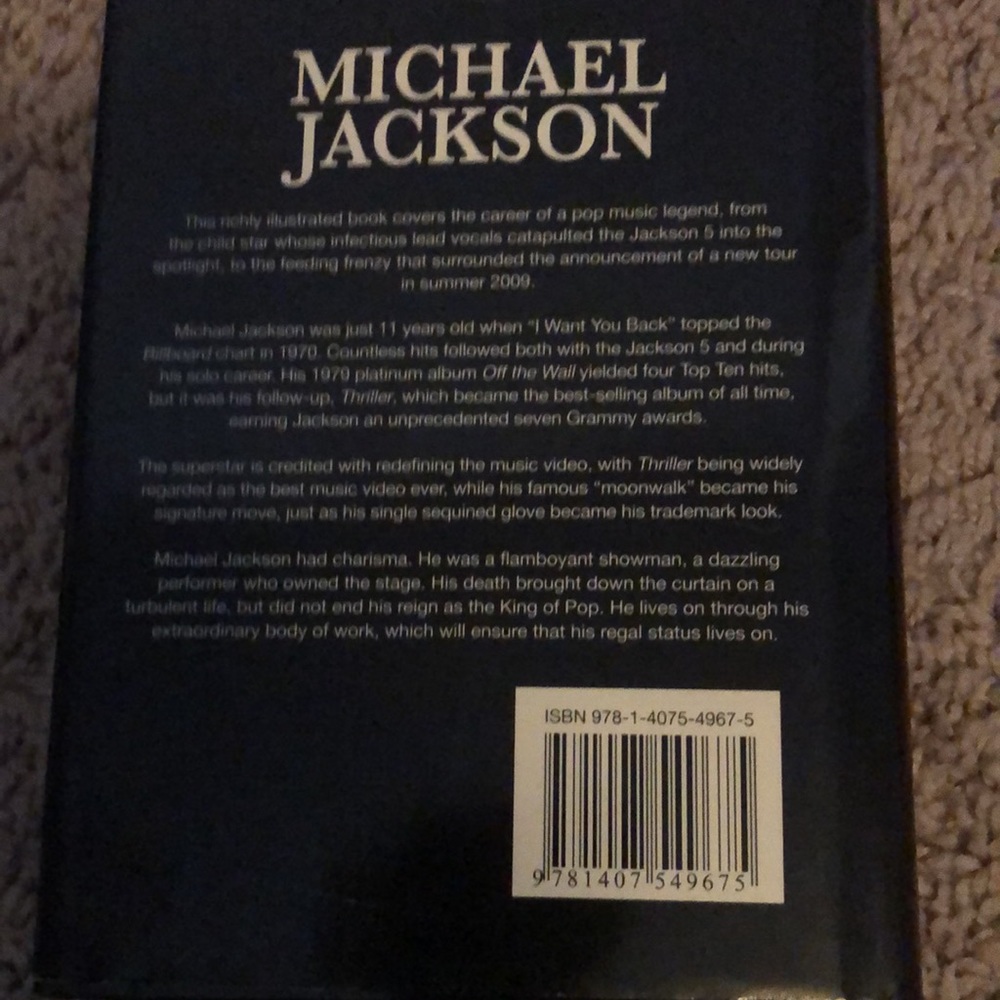 Michael Jackson - Picture 2 of 5